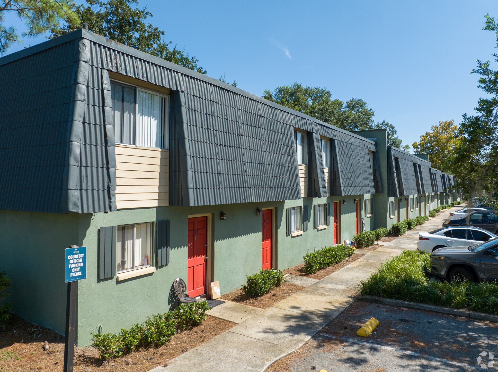 309 SW 16th Ave, Gainesville, FL for sale Primary Photo- Image 1 of 49