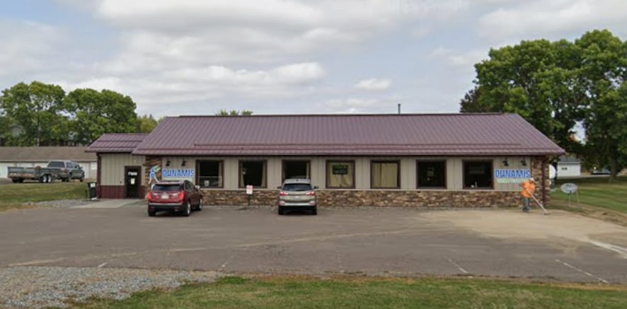 Dr of Physical Therapy portfolio of 2 properties for sale on LoopNet.ca Primary Photo- Image 1 of 5