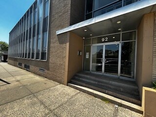 92 North Ave, New Rochelle, NY à vendre - Photo du bâtiment - Image 2 de 6