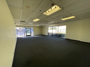 1138-1162 S Main St, Manteca, CA for lease Interior Photo- Image 2 of 3