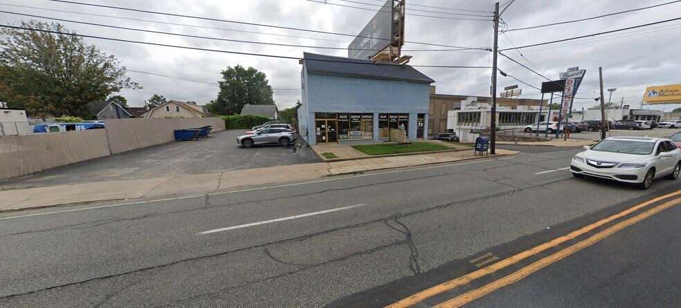 101 E Township Line Rd, Upper Darby, PA à vendre - Photo principale - Image 1 de 19