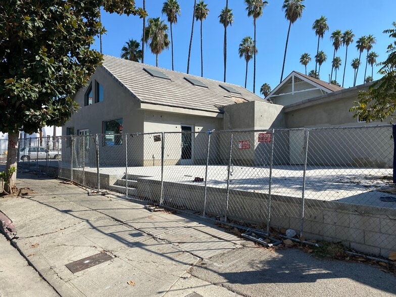 1610 N Gower St, Los Angeles, CA à louer - Photo du bâtiment - Image 3 de 6