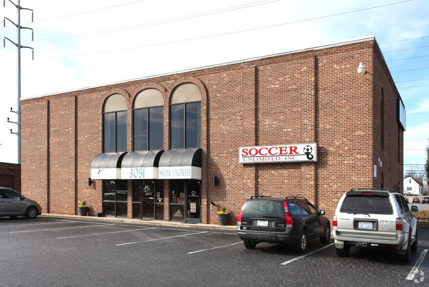 3051 Trenwest Dr, Winston-Salem, NC for sale - Building Photo - Image 2 of 3