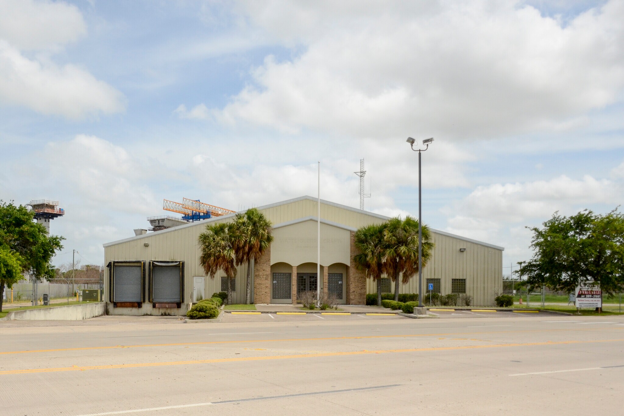 2506 N Port Ave, Corpus Christi, TX for lease Primary Photo- Image 1 of 7