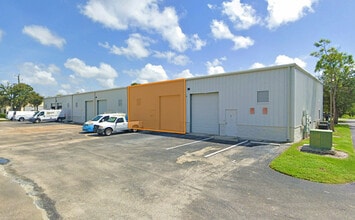 17050 Alico Commerce Ct, Fort Myers, FL for lease Interior Photo- Image 2 of 2