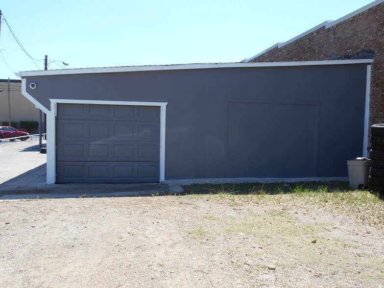 315 N Locust St, Denton, TX à vendre - Photo du bâtiment - Image 3 de 17