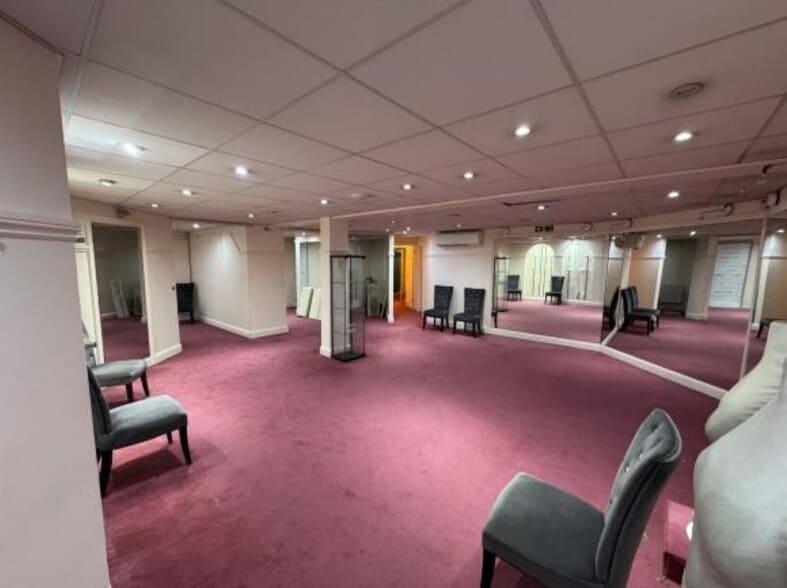 240-242 Broadway, Bexleyheath for sale - Interior Photo - Image 3 of 6