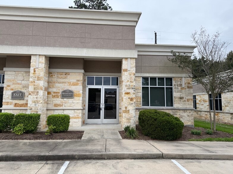 2219 Sawdust Rd, The Woodlands, TX for sale - Building Photo - Image 1 of 102