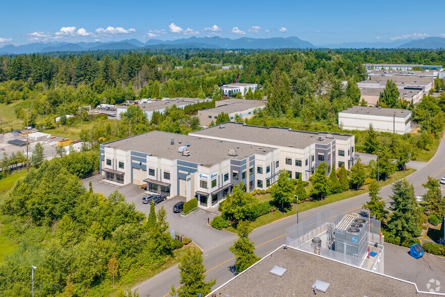 27265 Gloucester Way, Langley, BC à louer - Aérien - Image 2 de 4