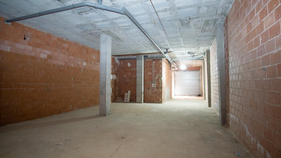 Retail in Elda, Alicante for sale - Interior Photo - Image 3 of 5