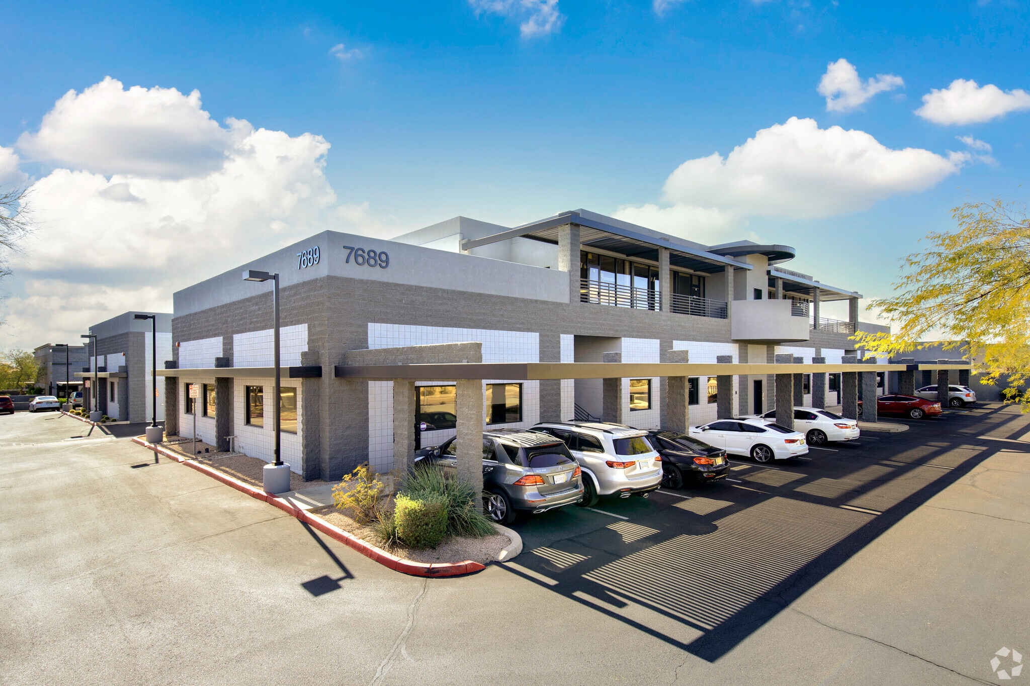 7689 E Paradise Ln, Scottsdale, AZ for lease Primary Photo- Image 1 of 19