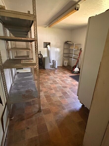 12419 Highway 39, Cross Hill, SC à vendre - Photo intérieure - Image 1 de 7