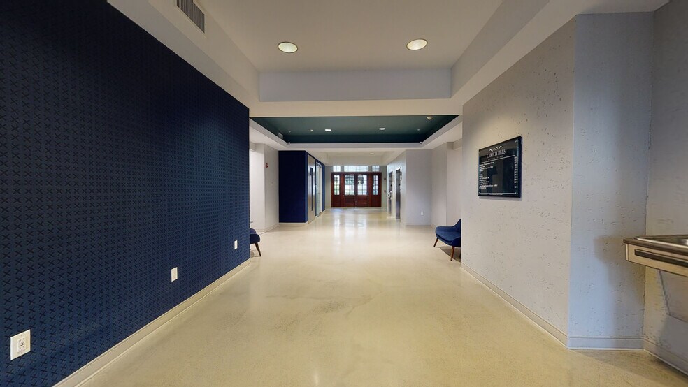 11211 Taylor Draper Ln, Austin, TX à louer - Numérisation 3D de Matterport - Image 2 de 19