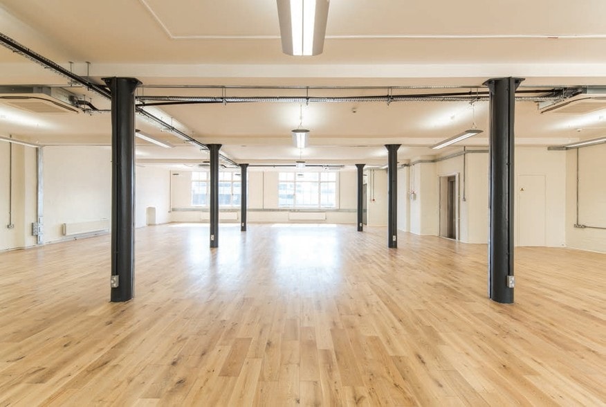 9 Holyrood St, London for lease - Interior Photo - Image 3 of 11