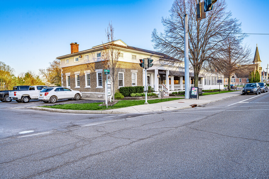 310 Lake St, Wilson, NY for sale - Building Photo - Image 1 of 44