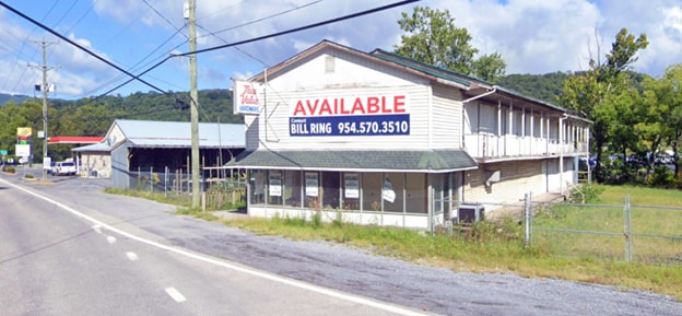 42765 Midland Trl E, White Sulphur Springs, WV for lease Primary Photo- Image 1 of 7