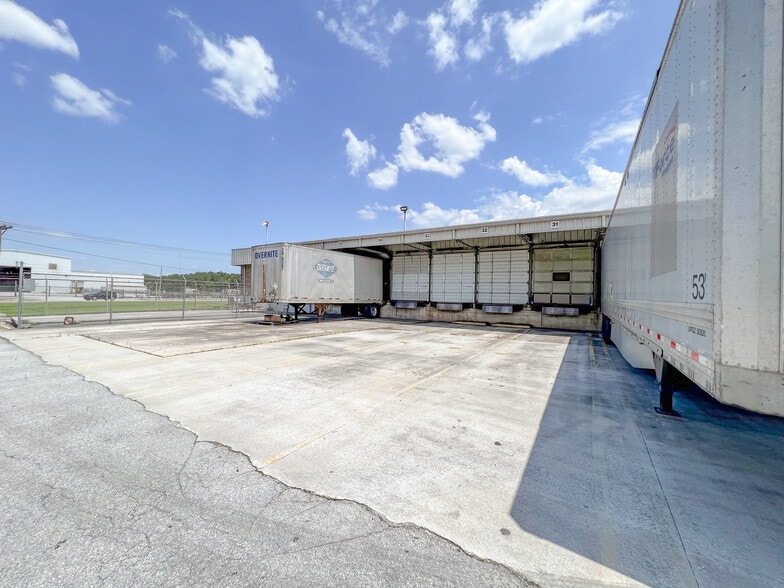 174 Old Highway 24, Decatur, AL for lease - Building Photo - Image 2 of 3
