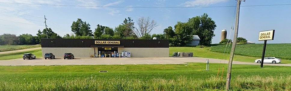 107 Lincoln Hwy, Stanwood, IA for sale - Building Photo - Image 2 of 4