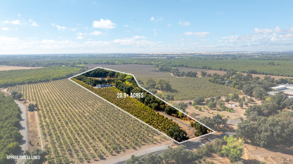 State Highway 99e, Red Bluff, CA à vendre - Photo du bâtiment - Image 2 de 62