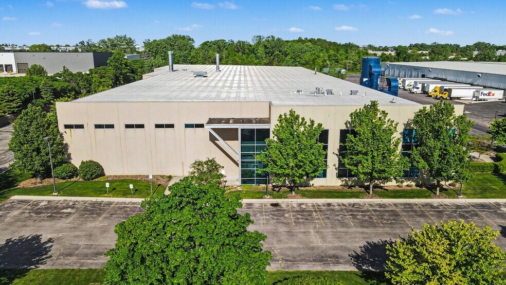 4044 Brockton Dr, Grand Rapids, MI à vendre - Photo du bâtiment - Image 3 de 26