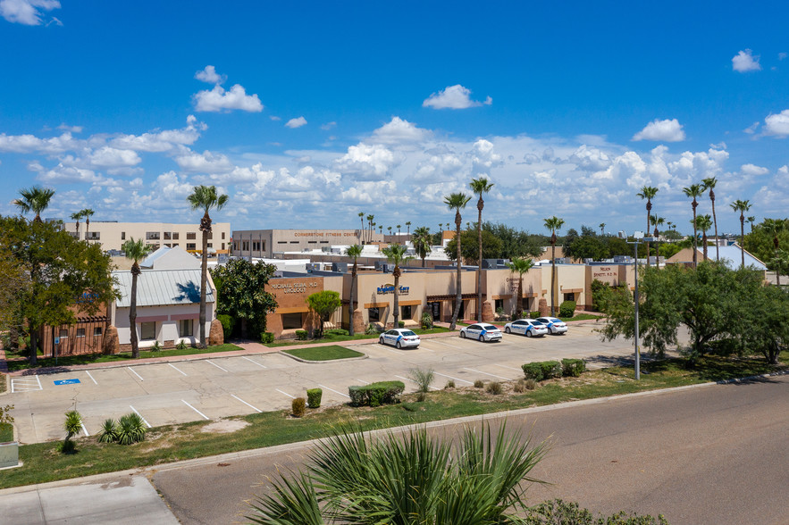 2713 Cornerstone Blvd, Edinburg, TX à vendre - Photo du bâtiment - Image 1 de 1