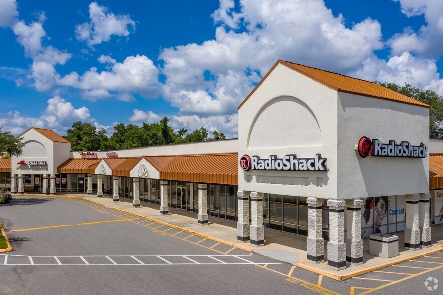 10950-10960 San Jose Blvd, Jacksonville, FL à louer - Photo du bâtiment - Image 3 de 11