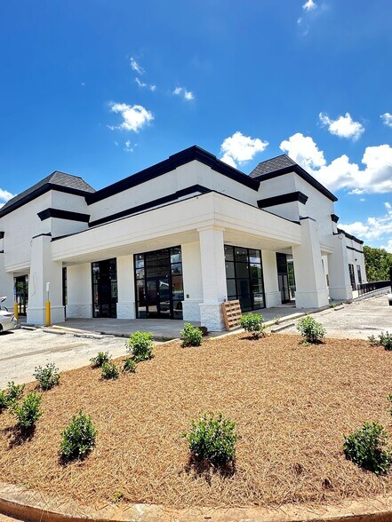 1325 Washington St, Perry, GA à louer - Photo du bâtiment - Image 3 de 4