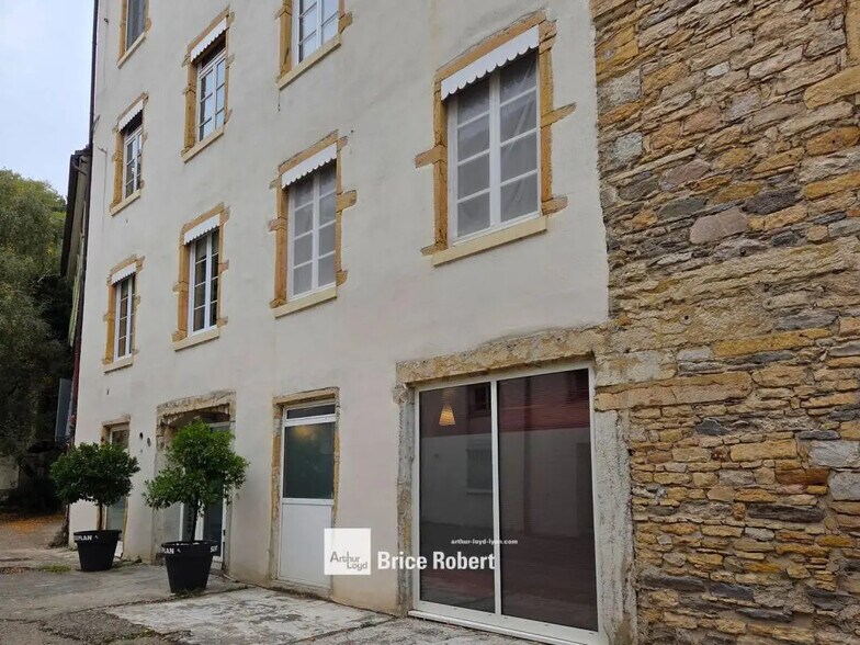 38 Quai Arloing, Lyon for sale - Building Photo - Image 2 of 17