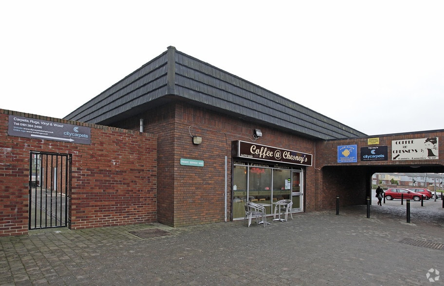 8-11 Dragonville Ct, Durham for sale - Building Photo - Image 2 of 2