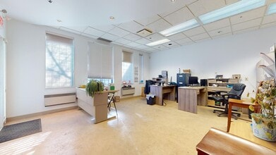 1875-1905 Boul Lionel-Bertrand, Boisbriand, QC for lease Interior Photo- Image 2 of 6