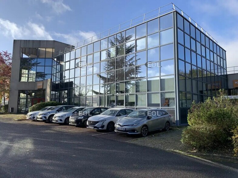 Flex in Villebon-sur-Yvette for lease - Building Photo - Image 1 of 11