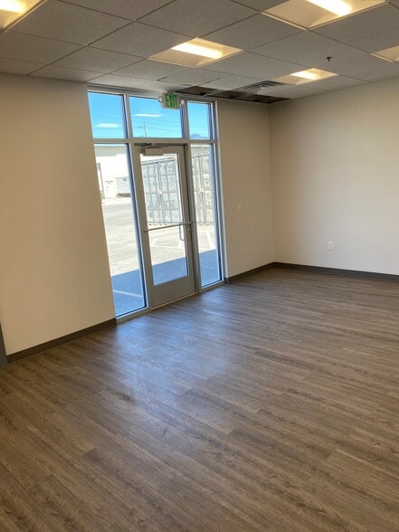 828 S 500 W, Salt Lake City, UT for lease - Building Photo - Image 3 of 12