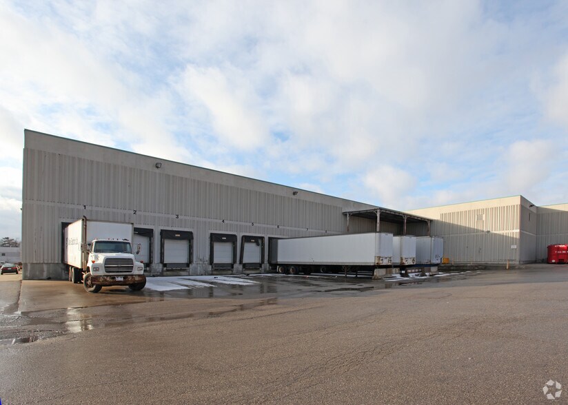 517 Basaltic Rd, Concord, ON for lease - Building Photo - Image 2 of 2