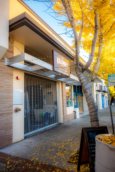 550-552 Waverley St, Palo Alto, CA for lease - Building Photo - Image 2 of 8