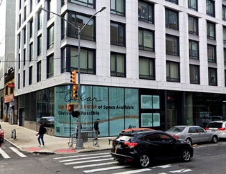 Plus de détails pour 572 11th Ave, New York, NY - Commerce de détail à louer