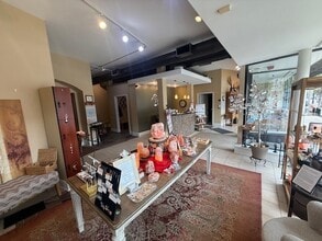 2-10 S La Grange Rd, La Grange, IL for lease Interior Photo- Image 2 of 14
