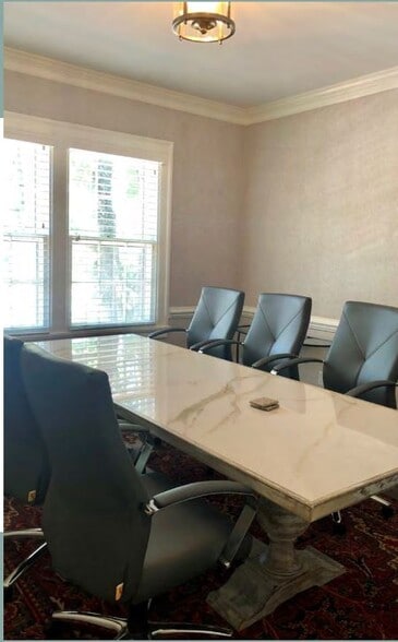 118 St Marys St, Raleigh, NC for lease - Interior Photo - Image 2 of 8