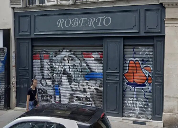 Retail in Paris for lease Building Photo- Image 1 of 4