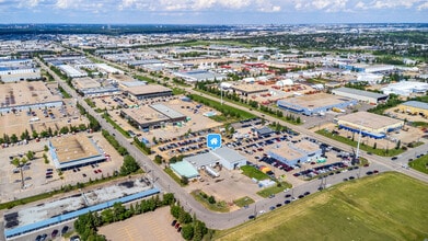 9750 35th Ave NW, Edmonton, AB for sale Interior Photo- Image 2 of 15
