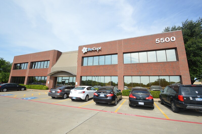 5500 E Loop 820 S, Fort Worth, TX à louer - Photo du bâtiment - Image 3 de 4
