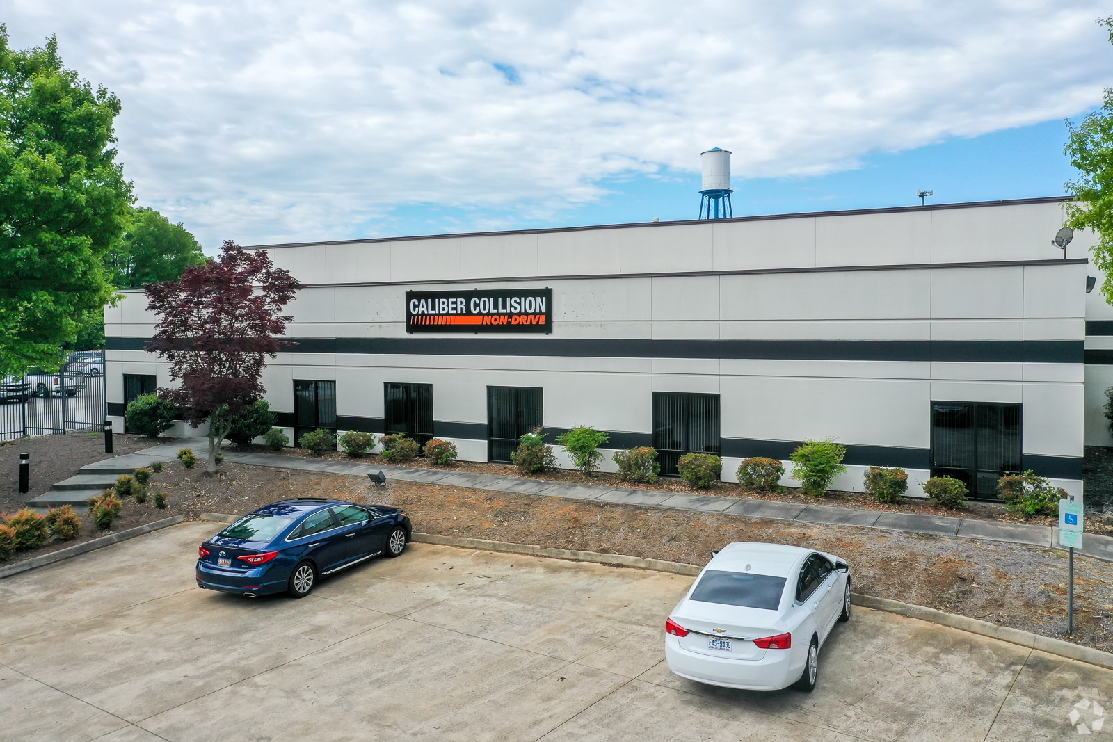 115 S Dwelle St, Charlotte, NC for lease Primary Photo- Image 1 of 10