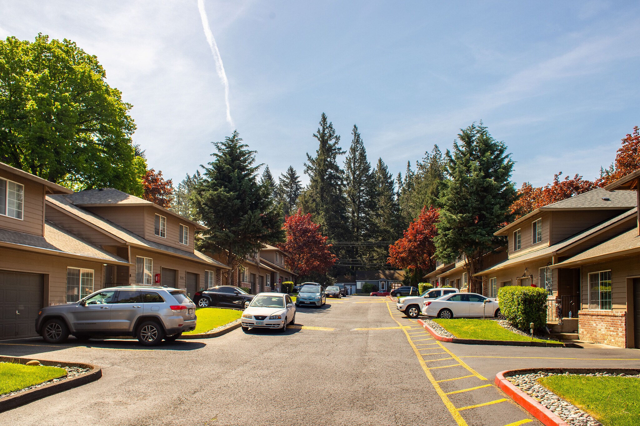 12027-12069 SE Foster Rd, Portland, OR à vendre Photo du bâtiment- Image 1 de 1