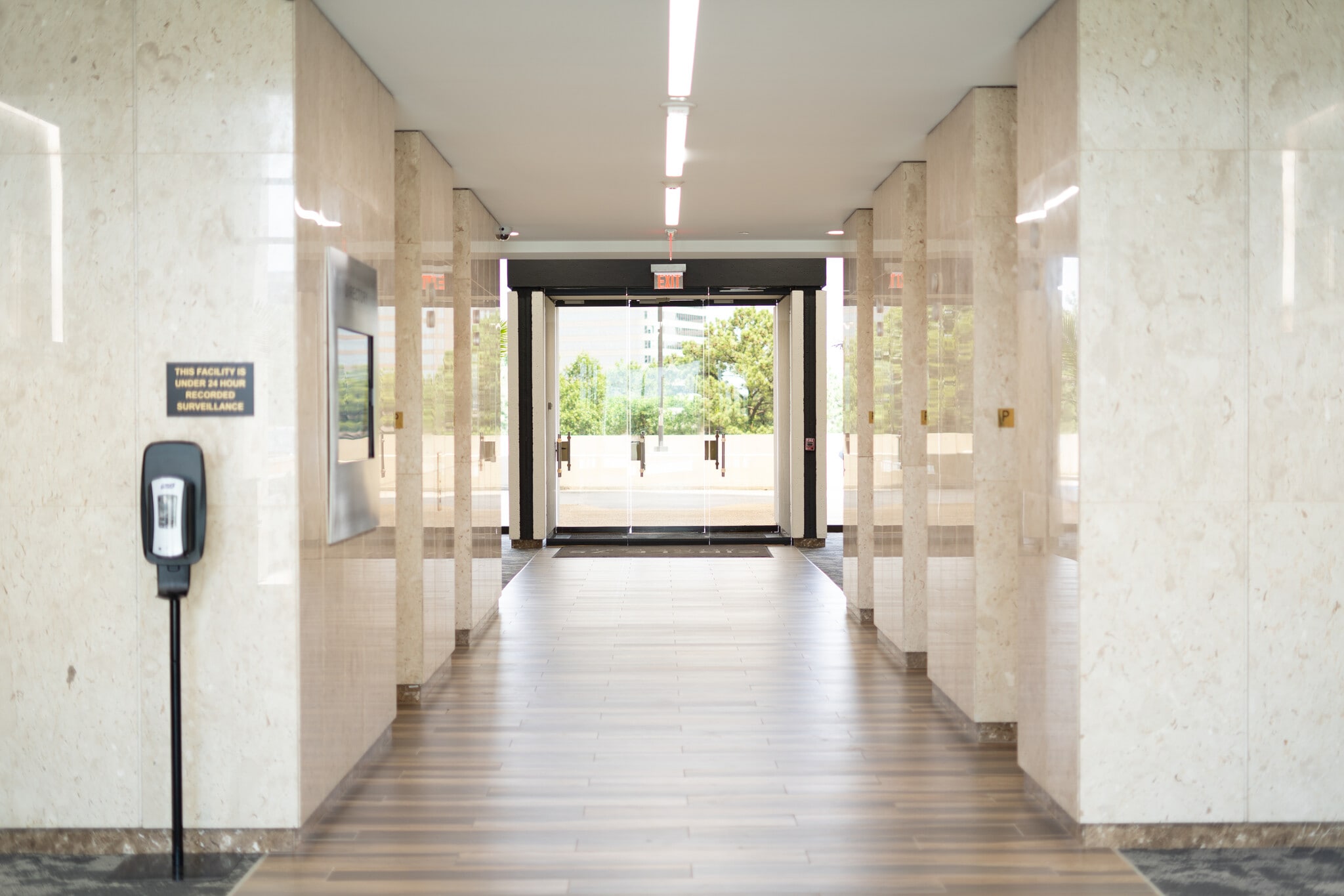 900 Circle 75 Pky SE, Atlanta, GA for lease Lobby- Image 1 of 3