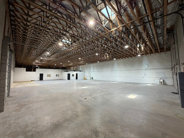 6532 W Flint St, Chandler, AZ à louer - Photo du bâtiment - Image 3 de 6