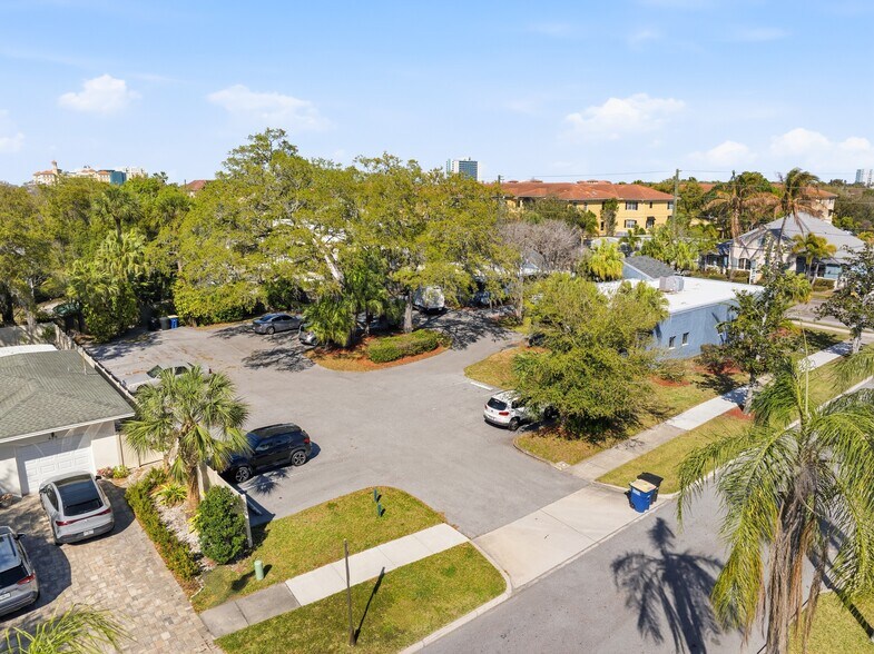 906 S Fort Harrison Ave, Clearwater, FL à vendre - Photo du bâtiment - Image 2 de 39