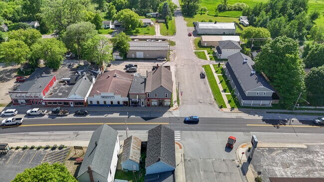Plus de détails pour 10907 Main St, Honor, MI - Flex à vendre