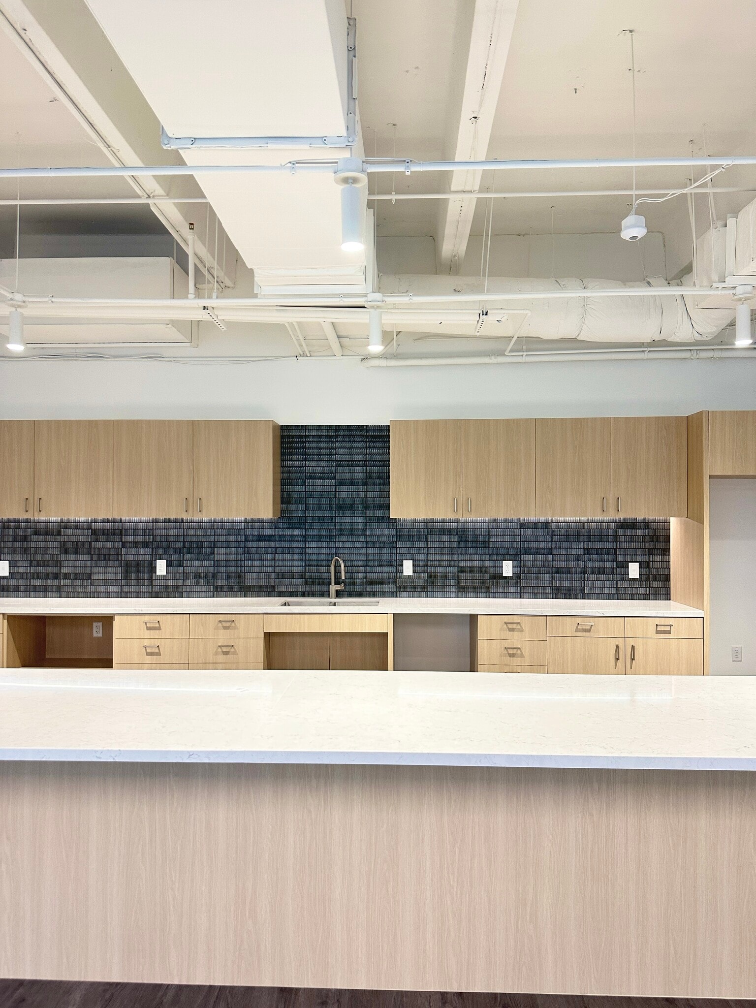 811 Barton Springs Rd, Austin, TX à louer Photo intérieure- Image 1 de 11