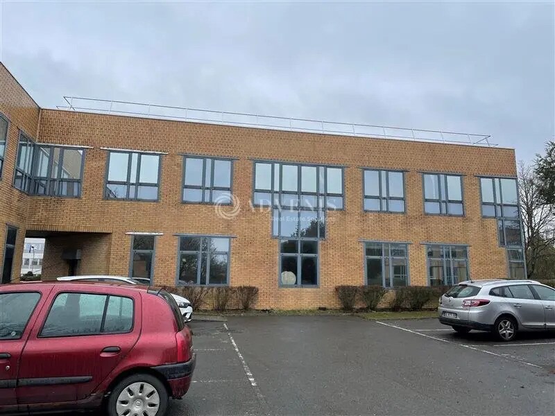 Bureau dans Montigny-le-Bretonneux à louer Photo du bâtiment- Image 1 de 7