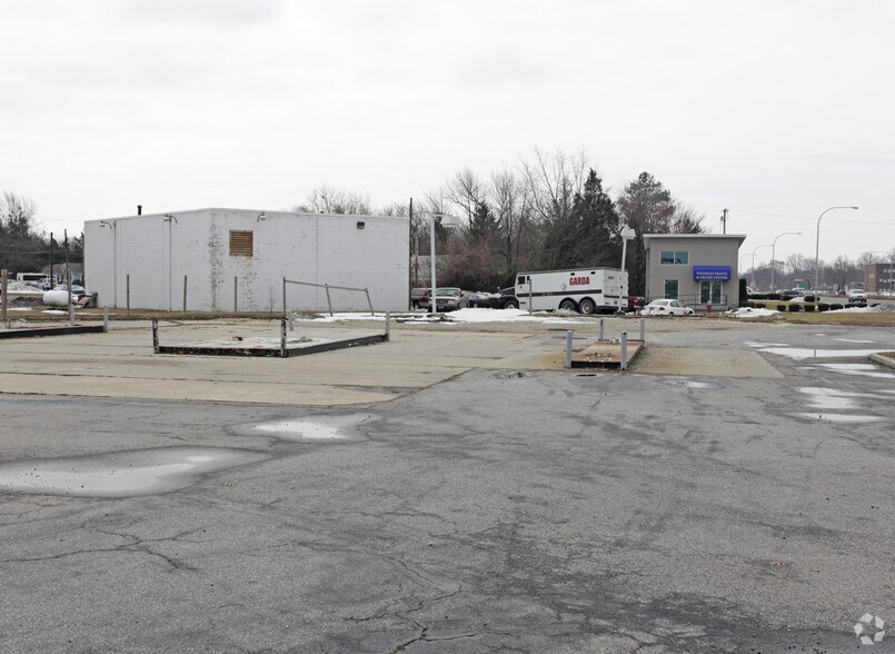 423 S DuPont Hwy, Dover, DE à vendre - Photo du bâtiment - Image 2 de 3