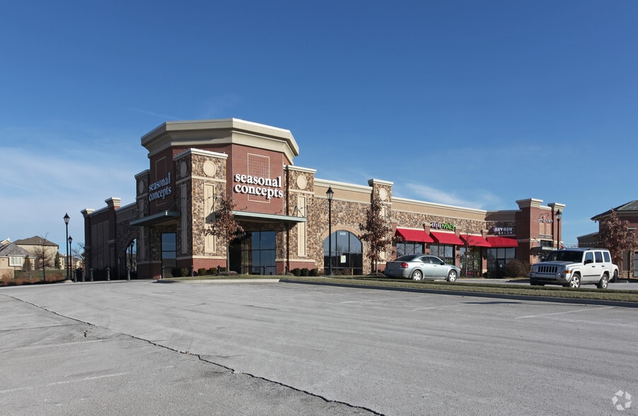151st St, Leawood, KS for lease - Primary Photo - Image 1 of 8